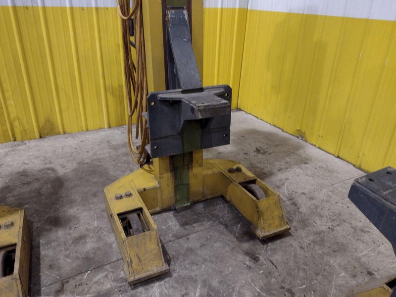 (4) 15 TON SEFAC MODEL #M120BF2000 MOBILE RAIL CAR LOCOMOTIVE COLUMN JACK LIFTS, 120,000 LBS TOT