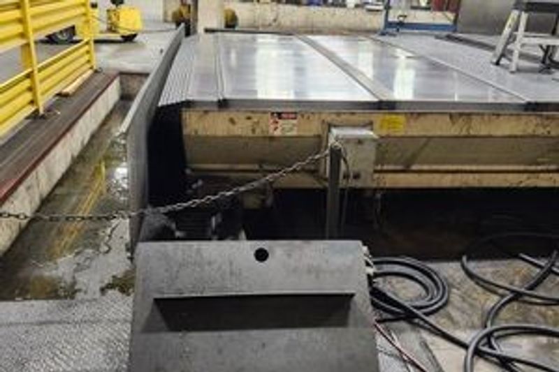 SNK RB 7VM CNC Vertical Machining Center