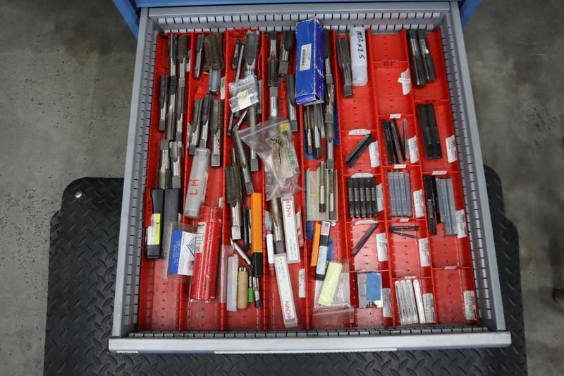 Lista HD Tool Cabinet - 11 Drawer - LOADED with Cutting Tools - A LOT OF CARBIDE- Auction Item