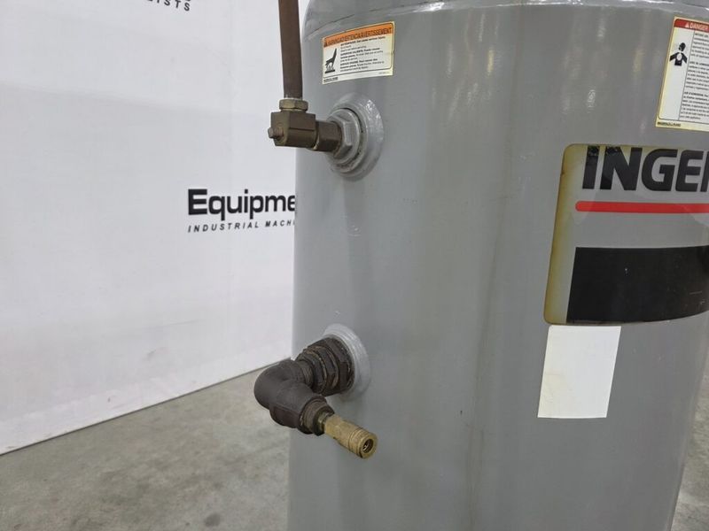 Ingersoll-Rand 2475N7.5 7.5 HP Air Compressor