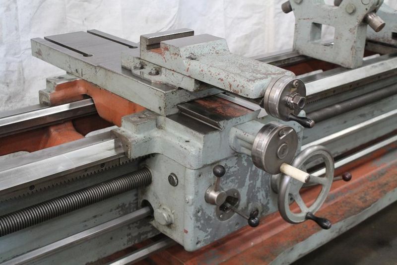 25" X 164" TOS ENGINE LATHE: STOCK # 63995