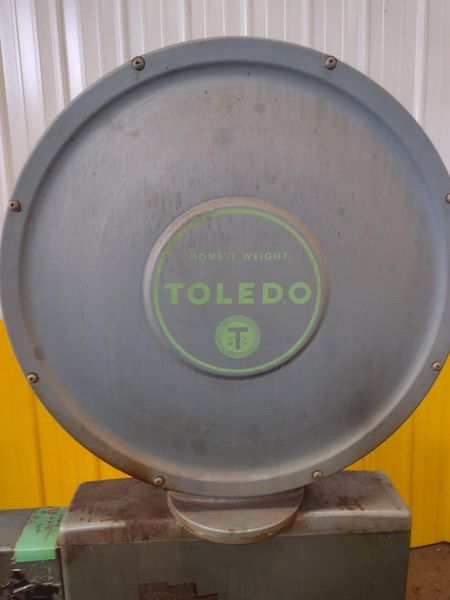 125 LB TOLEDO MODEL #2181 FLOOR SCALE: STOCK #18816