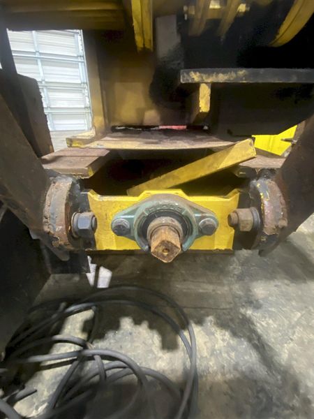 60 TON WELDWIRE MODEL #WER-60 POWERED TANK TURNING ROLLS WITH IDLER: STOCK #16906