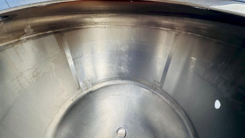 INOX Industries Inc.  |  S.S. V-Bottom Storage Tank / Vessel