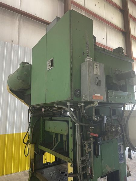 45 TON NIAGARA MODEL #SA2-45-42-24 SSDC PRESS 2.5" STROKE: STOCK 15051