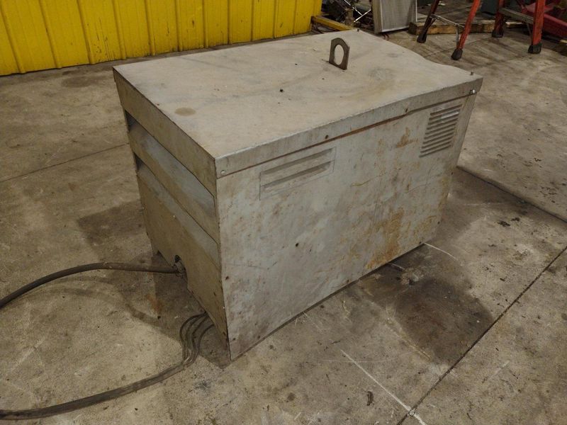 LINCOLN MODEL IDEALARC #R3S-600 WELDER POWER SUPPLY: STOCK# 23618