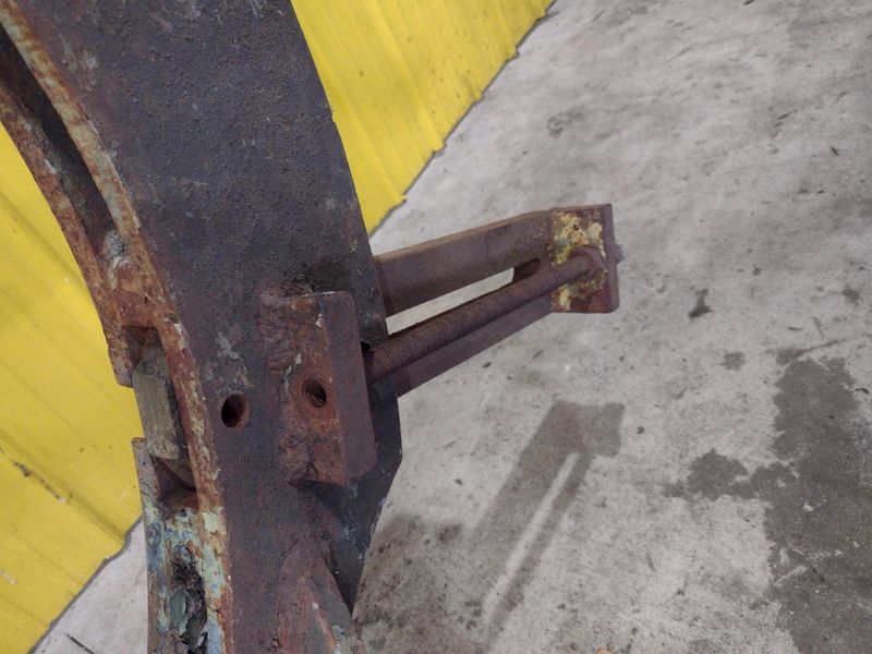 36" 3 POINT ENGINE LATHE LARGE STEADY REST: STOCK #23368