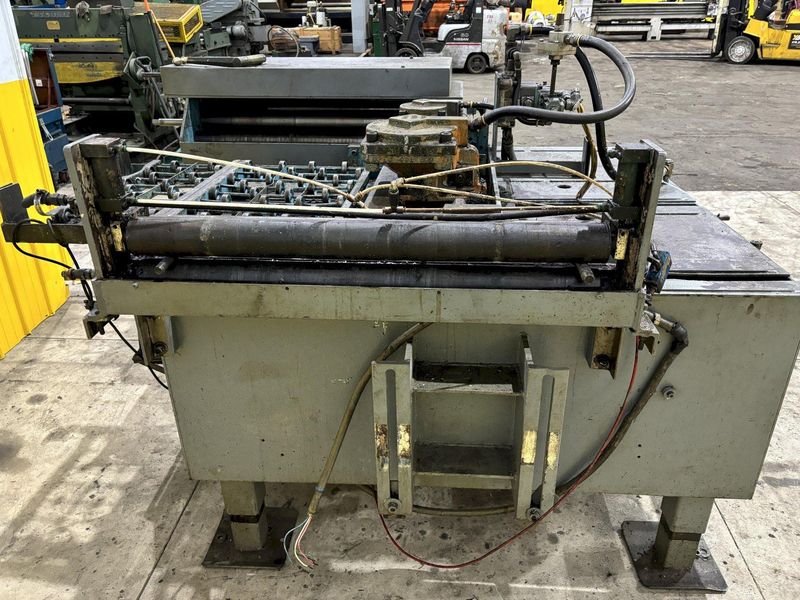 36"W X 24" PRESS EQUIPMENT AIR GRIP FEEDER W/ STRAIGHTENER & ROLL 1998 : STOCK #21953