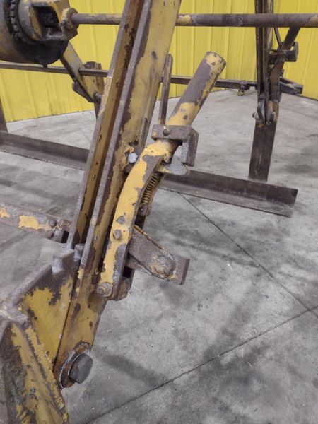 10,000 LBS X 96" CF ADJUSTABLE PLATE & SHEET LIFTER: STOCK #22326