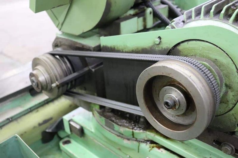 TONG IL TGUA-27 10.6″ X 41.3″ Universal Cylindrical Grinder w/ Acu-Rite III DRO