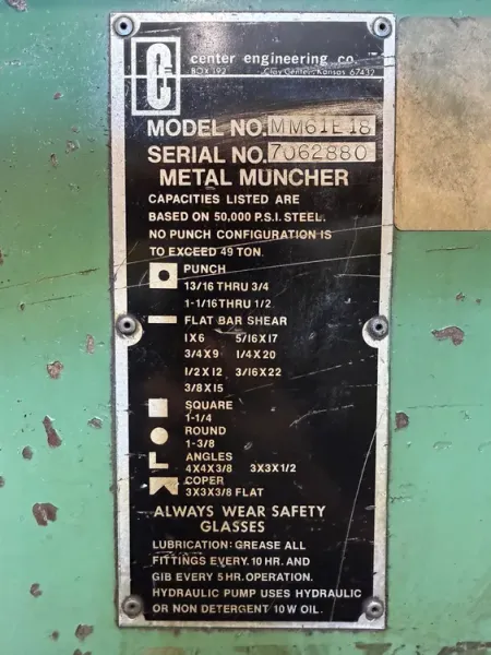 METAL MUNCHER MM61E18  49 Ton Ironworker USA #8135