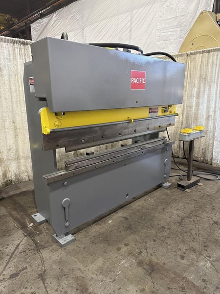55 TON X 8' PACIFIC HYDRAULIC PRESS BRAKE: STOCK #76972