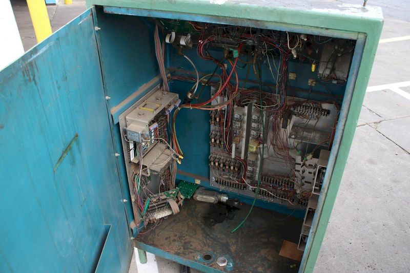 16" X 20" HEM HORIZONTAL BAND SAW MODEL #1200LA: STOCK #75329