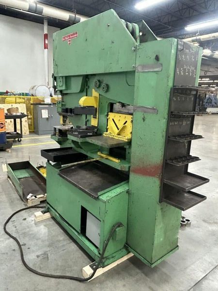 Uni-Hydro 95-24 95 Ton Hydraulic Ironworker w/ Tooling