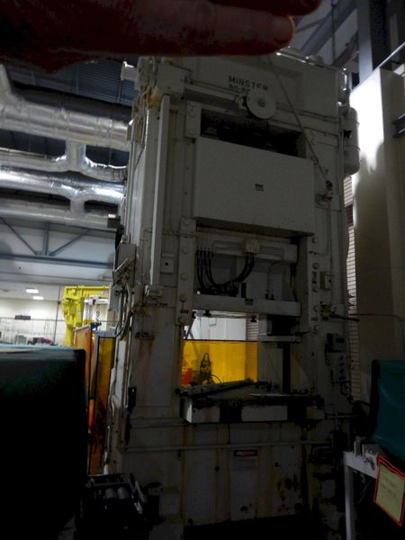 800 TON  MINSTER MODEL #90-800 KNUCKLE JOINT PRESS : STOCK #77652