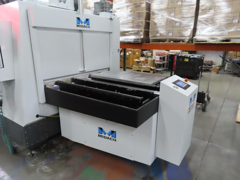 Haas VF-3SSYT CNC Vertical Machining Center with Midaco Pallet Changer, Thru Spindle Coolant, Probing