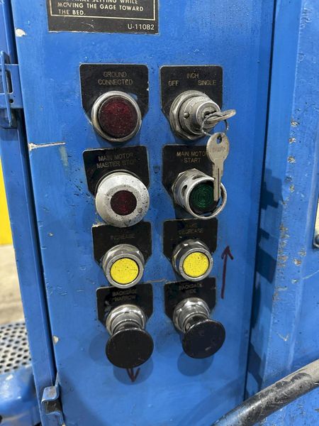 10' X 10 GAUGE NIAGARA MODEL #SPARTAN SP10-10 HYDRAULIC SHEAR: STOCK #22633