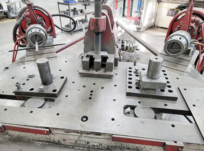 Hufford A-10 Stretch Wrap Forming Machine 17.5 Tons x 65″