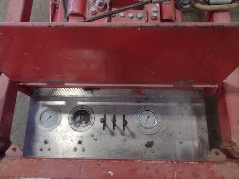 10" WEATHERFORD MODEL "SUT" PORTABLE PIPE HYDRDAULIC BREAK-OUT & BUCKING MACHINE: STOCK #18037