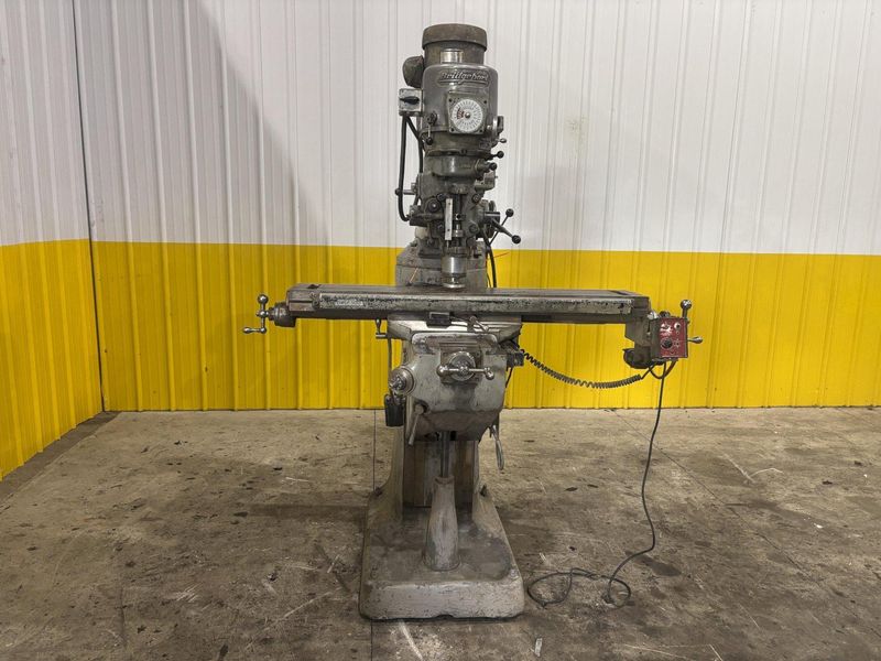 1.5 HP BRIDGEPORT VERTICAL RAM TYPE MILL & CHERRYING HEAD: STOCK #23195