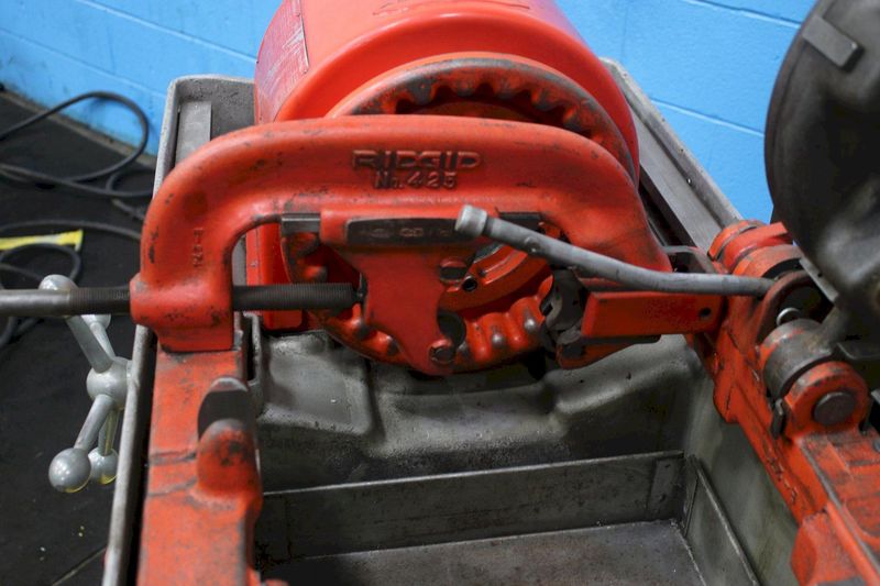 4" RIDGID MODEL #444 PIPE & BOLT THREADER: STOCK 76018