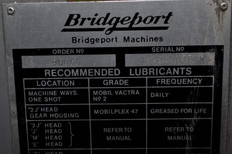 2 HP BRIDGEPORT VERTICAL MILL