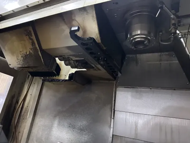 Haas VF-7/50 (2012) VMC Vertical Machining Center