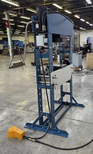 Baileigh HSP-75A 75 Ton Air/Hand Operated H-Frame Press