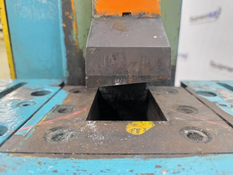 Peddinghaus Peddimax 110/140 110 Ton Ironworker