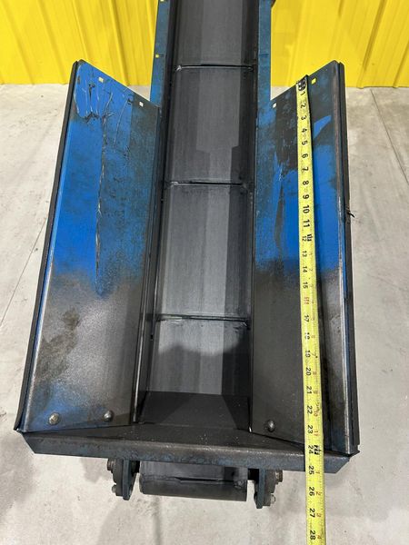 8" WIDE X 6' HIGH NEW LONDON ENG MODEL #500 MOTORIZED BELT INCLINED PARTS CONVEYOR: STOCK #20069