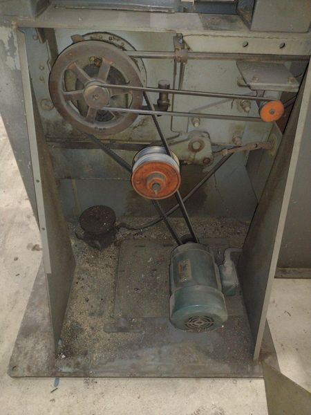 36" DOALL MODEL #3613-0 VERTICAL BANDSAW: STOCK #20984