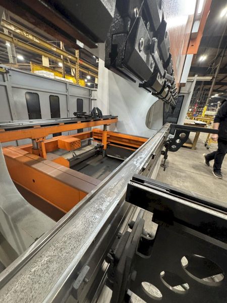 110 TON X 8'6" ERMAKSAN CNC HYDRAULIC PRESS BRAKE: STOCK #80654