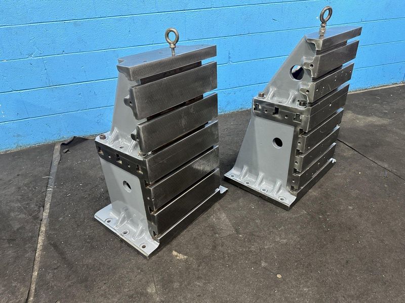 (1) SET OF 16" X 30" T SLOTTED DEVLIEG ANGLE PLATES: STOCK #74302