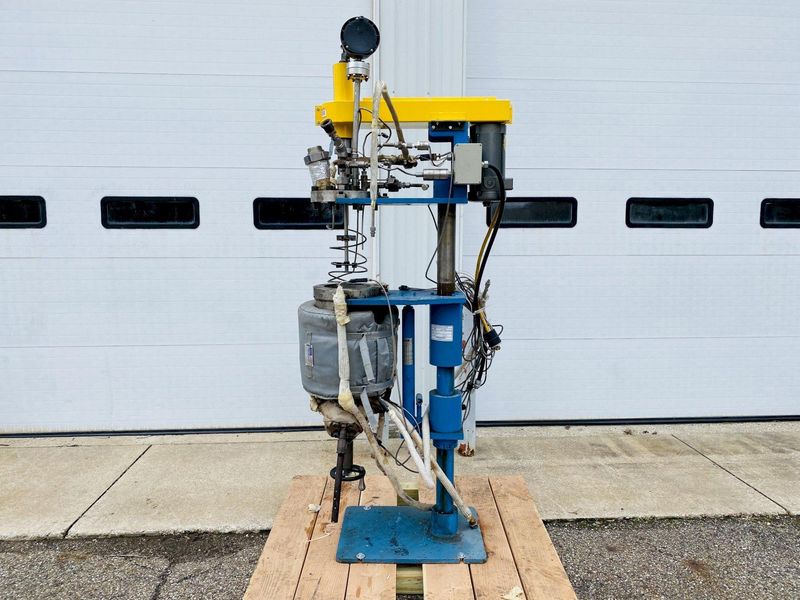 Fluitron 10 Liter Reactor