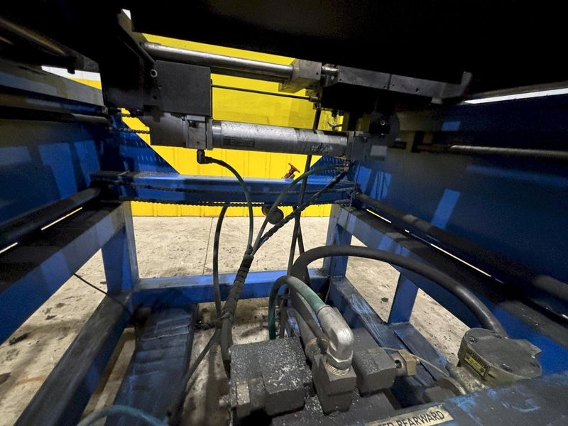 12" W X 18" STROKE PRESS ROOM EQUIPMENT PRE PNEUMATIC COIL STRAIGHTENER & AIR FEEDER : STOCK #23