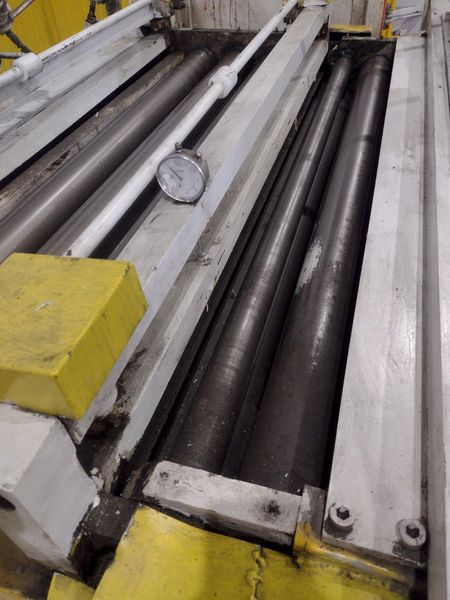 48" x 14 GA ROWE 7 ROLL POWERED COIL STRAIGHTENER: STOCK #22749
