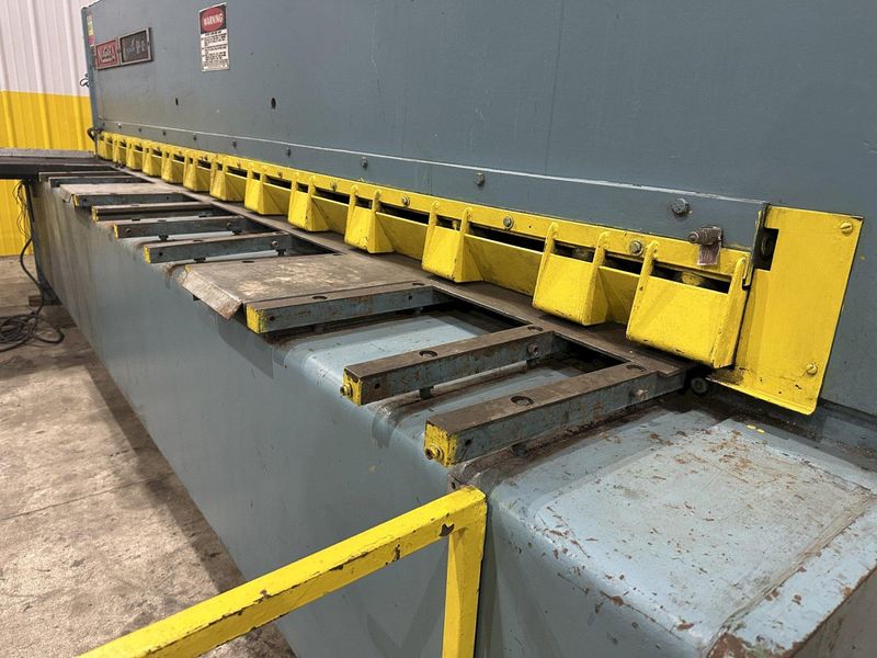 12' X 1/4" NIAGARA MODEL #SP-12-1/4 HYDRAULIC SHEAR: STOCK #22385