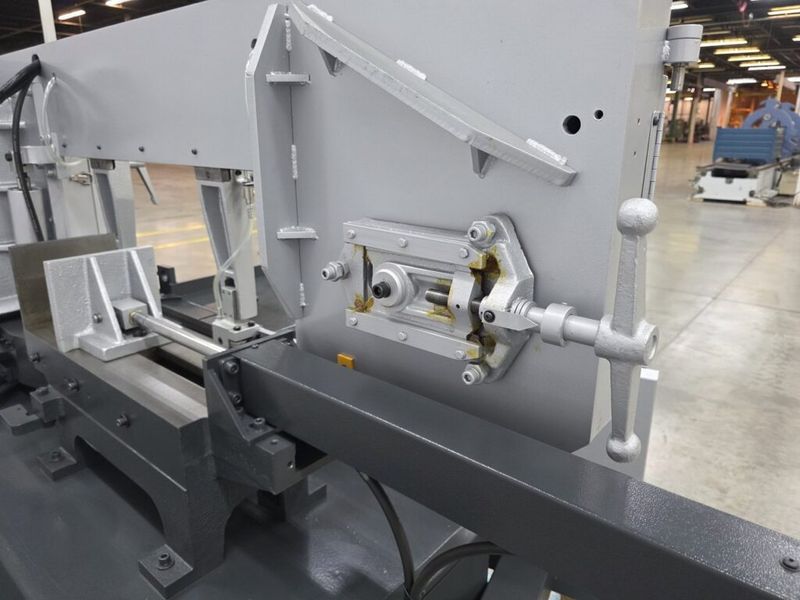 Sharp SW-130HT 10.6″ x 18″ Miter Band Saw (New)