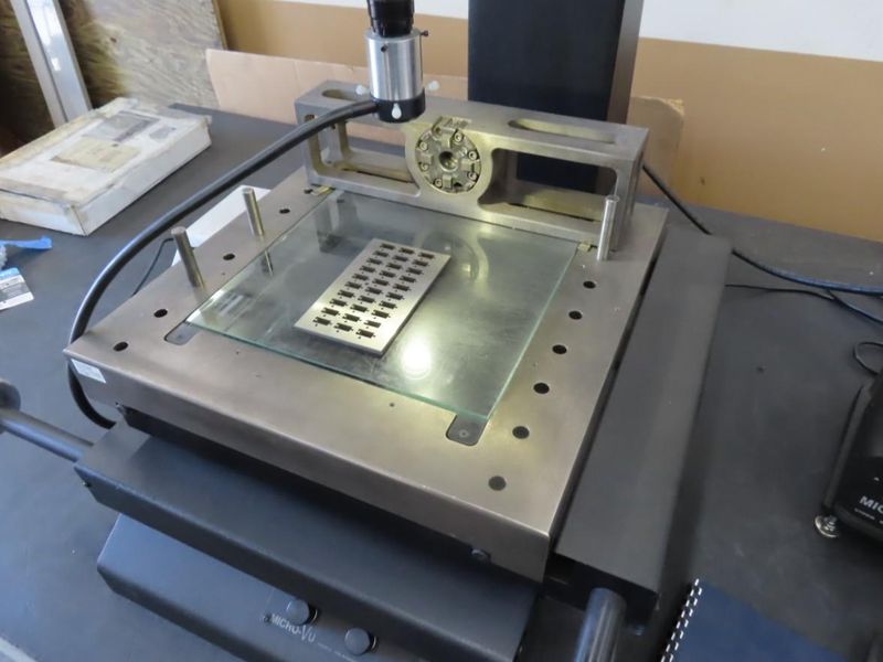 Micro-Vu Model 30 2 Video Measuring System w 2 Axis Micro-VU DRO w Q16 Metrology Computer- Auction Item
