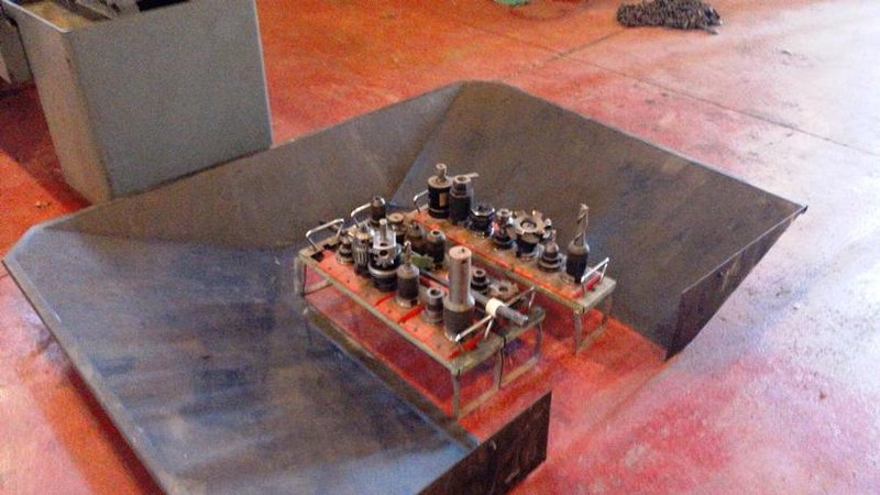 H.H. Roberts-Top-Well 3-Axis CNC Bed Mill w/Anilam 1400M Control