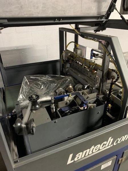 Lantech SW-1000 Intermittent Motion Belt Feed Side Seal Wrapper w/ Lantech ST-900 Heat Tunnel