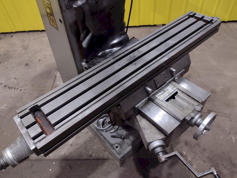3 HP SUPERMAX MODEL #YCM-16VS VARIABLE SPEED VERTICAL RAM TYPE MILL: STOCK #19651