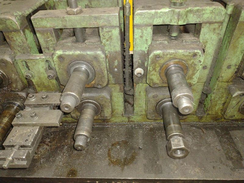 8 STAND X 1.5" YODER CANTILEVERED ROLLFORMER: STOCK #20532