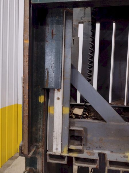 48" X 48" X 24" EPCO VERTICAL HYDRAULIC BALER: STOCK #22919