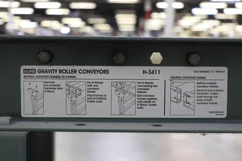 U-line H-3411 10′ Long 14″ Gravity Conveyor