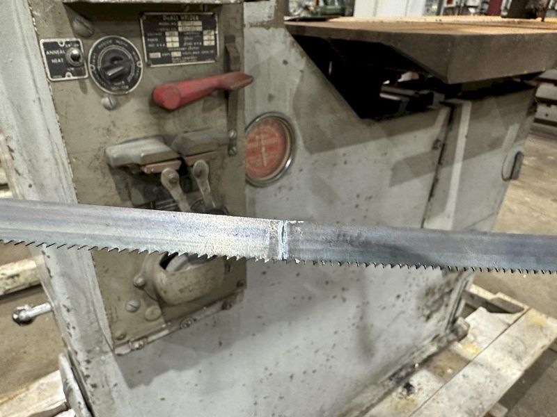 36" DOALL MODEL #V36 VERTICAL BAND SAW: STOCK #18191