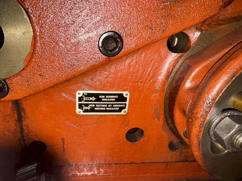 1600mm Tos F016 Vertical Gear Hobbing Machine