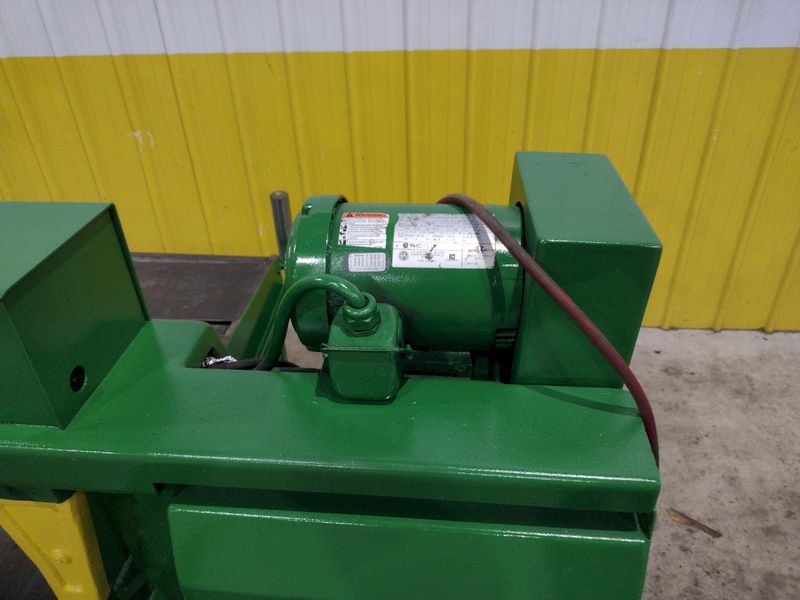 13" x 20" HYD MECH MODEL #S20 SWIVEL HORIZONTAL MITRE BANDSAW: STOCK 23300