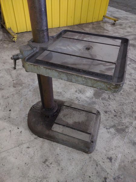 20" POWERMATIC MODEL #200 SINGLE SPINDLE DRILL PRESS: STOCK #22504