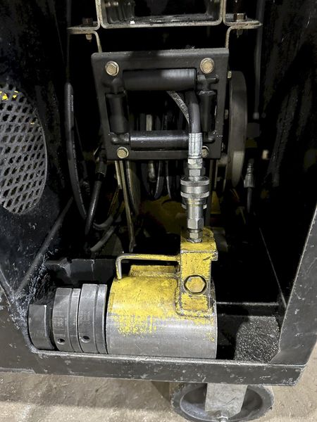 80,000 LBS ANCHOR-LAMINA 4-CYLINDER PORTABLE HYDRAULIC DIE SETTING & SEPARATING SYSTEM: STOCK #1